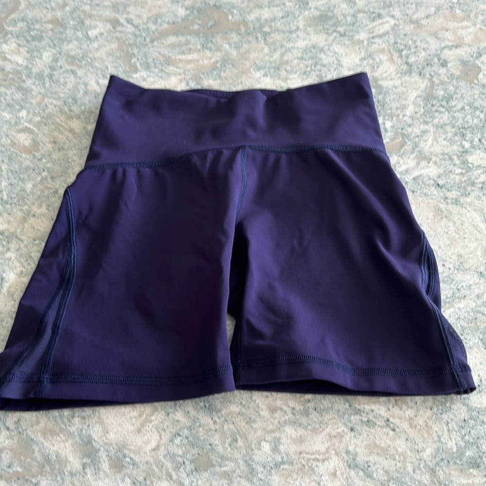 Lululemon Shirts Size 4!